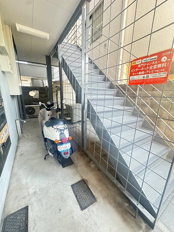 クレストイズミの外観