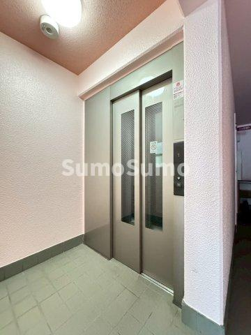 シーズ六甲道のロビー