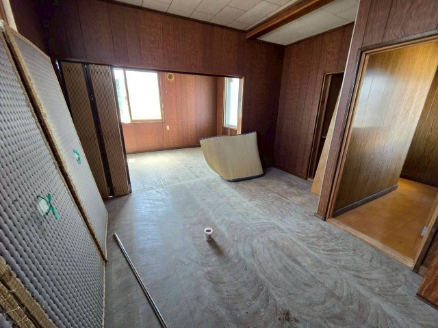 武佐1丁目21　中古住宅の洋室|2階7帖洋室