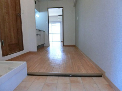 【玄関】 | メゾンイトウ