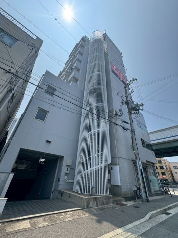 コーポサンルーツⅡの外観