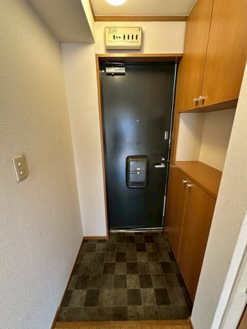 サンハイツ香枦園の玄関