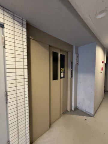シェスタ白川台のロビー