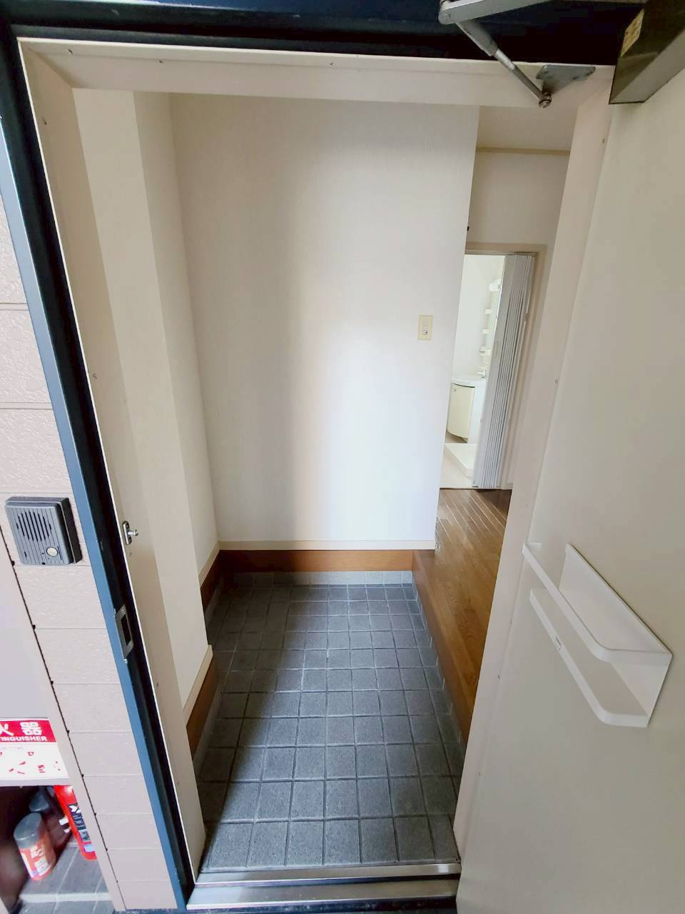 サイラント甲風園の玄関