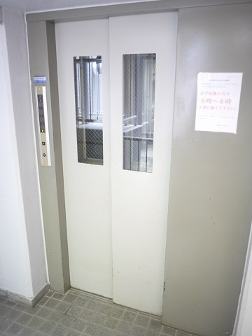 サンビルダー新神戸の外観