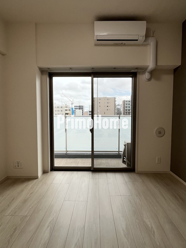 ラグゼナ秋葉原の居間・リビング