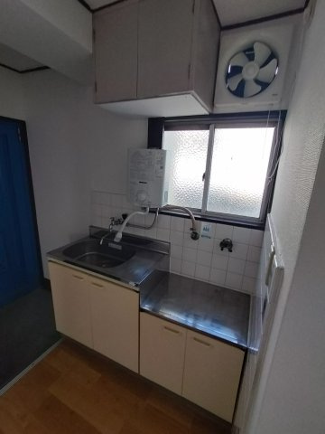 さつきマンションのキッチン