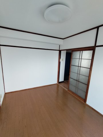 さつきマンションの居間・リビング
