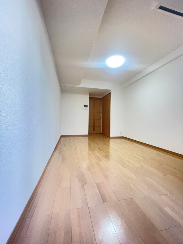 カスタリア三宮の寝室