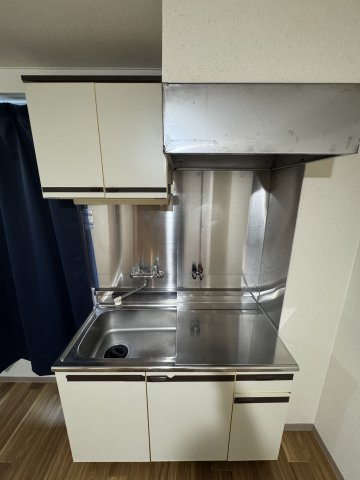 サンロイヤル湊川のキッチン