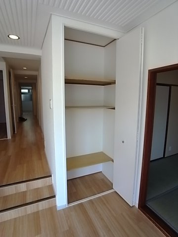 グランパレ苦楽園　北棟の収納