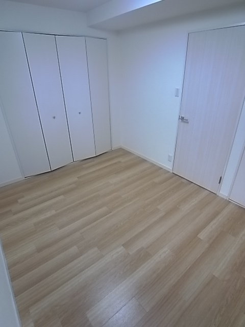 グランパレ苦楽園　北棟の居間・リビング