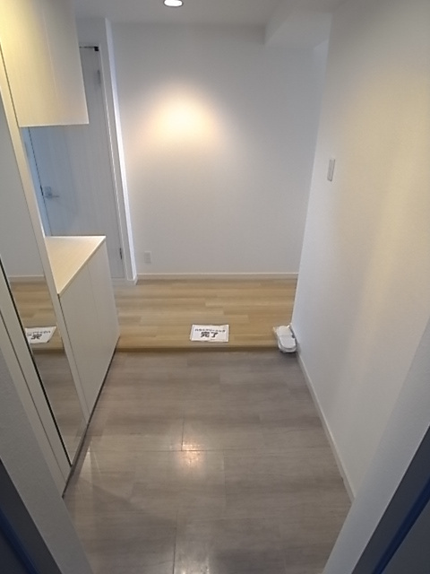 グランパレ苦楽園　北棟の玄関