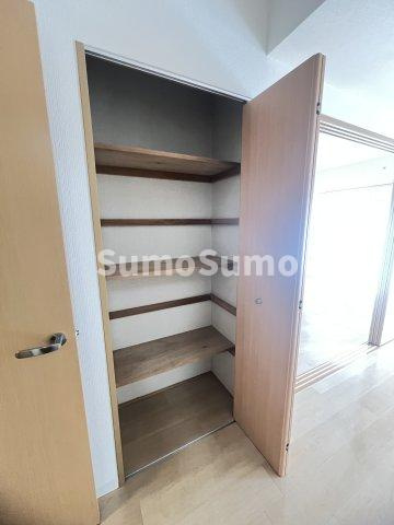 グリーンヒルズ御影11号棟の収納