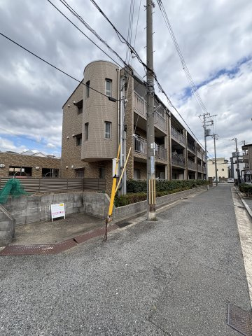 サンハイツ荒田の外観