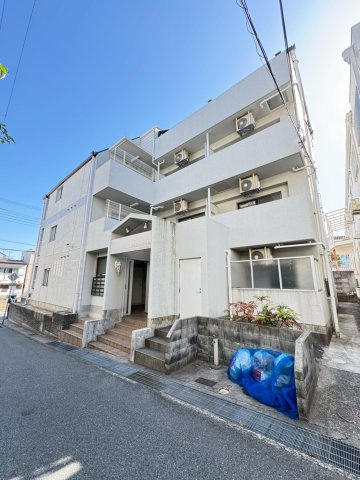 クレッシェンド岸地の外観