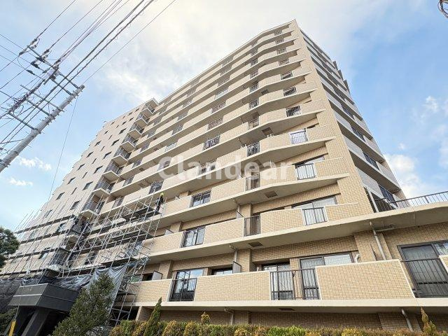 モア・クレスト荒川公園ソレーユ館の外観|ドキドキの新生活も、安心してスタート。ぴったりの住まいを見つけませんか？クランディアが一緒に住まい選びをサポートします‼　まずは、お気軽にお問合せください　＃クランディア