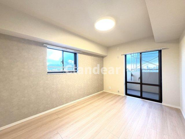 モア・クレスト荒川公園ソレーユ館の洋室|ドキドキの新生活も、安心してスタート。ぴったりの住まいを見つけませんか？クランディアが一緒に住まい選びをサポートします‼　まずは、お気軽にお問合せください　＃クランディア