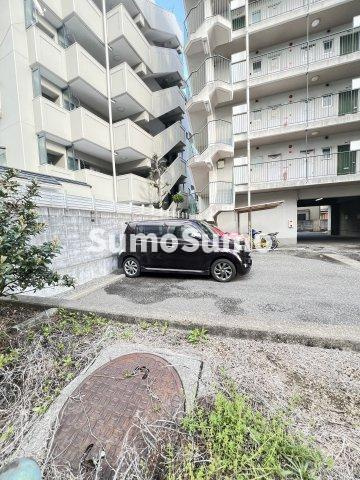 グリーンハイツ青木の駐車場|駐車場完備です