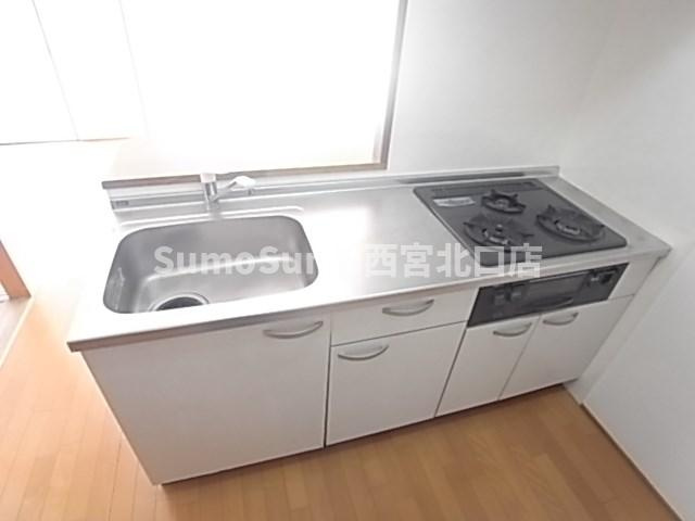 カサ・デラ・ルーチェ苦楽園のキッチン