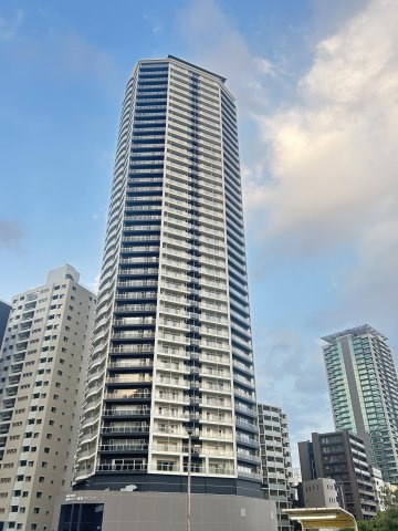 ジークレフ新神戸タワーの外観