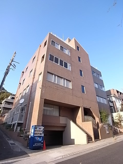 サンビルダー北野ザベースの外観