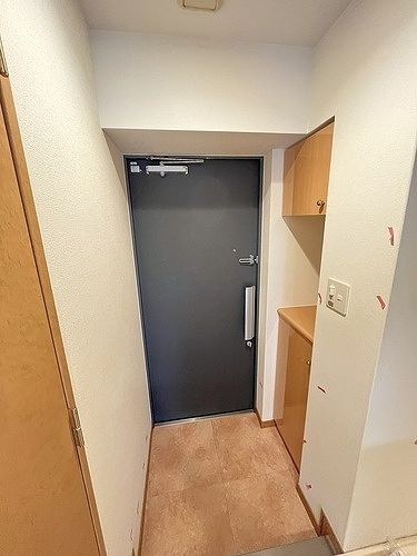 エステムコート新神戸エリタージュの玄関