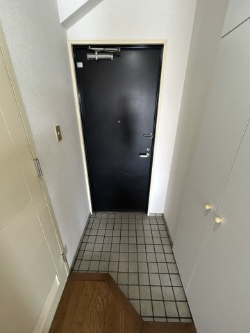 コータース武庫之荘の玄関
