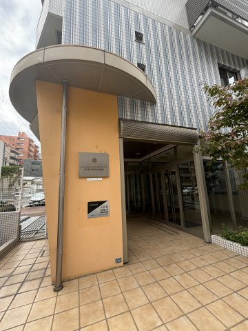 オーキッドレジデンス神戸三宮のエントランス
