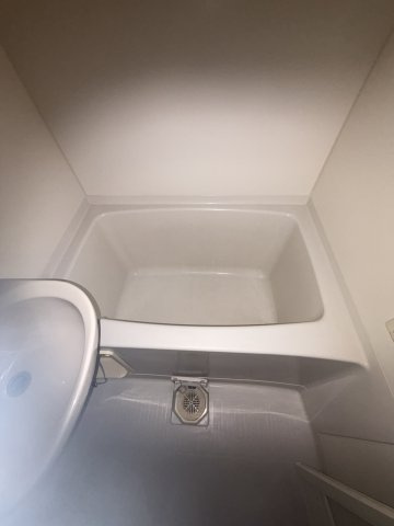 グローリー元町の浴室