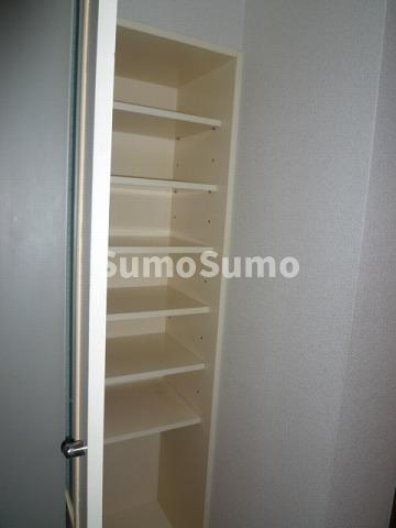 エスリード三宮の収納