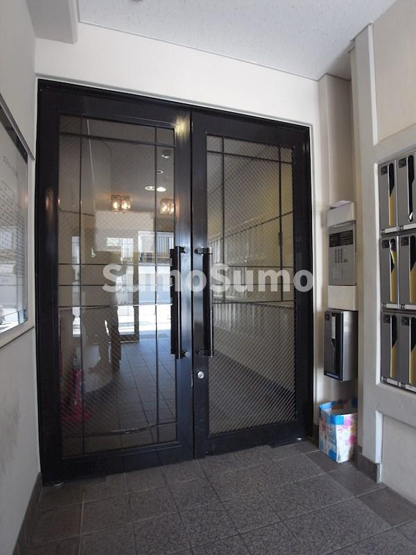 エスリード三宮の外観