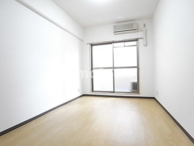 エスリード三宮の居間・リビング