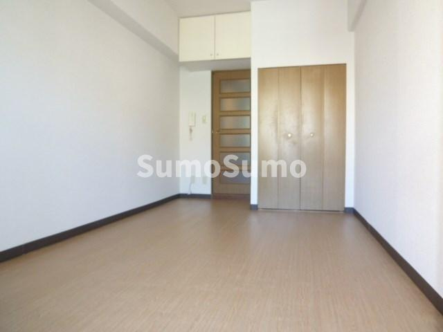 エスリード三宮の寝室