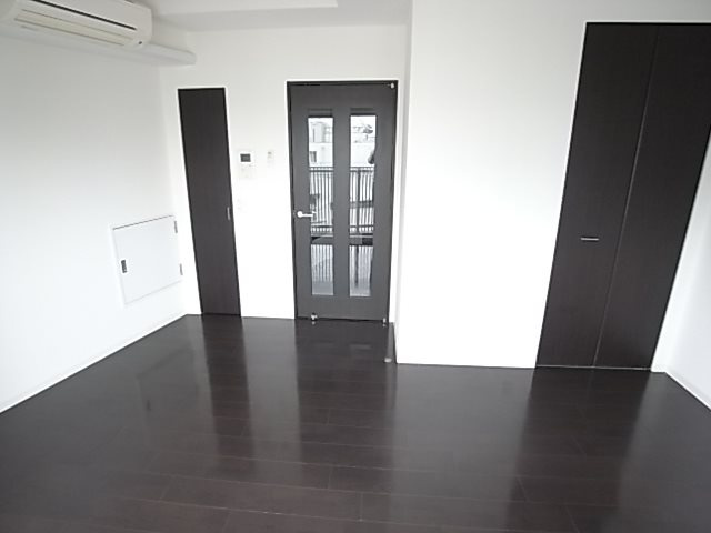 グルーブ神戸ハーバーアリーナの居間・リビング