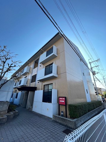 サニーパレス （下大市東町）の外観