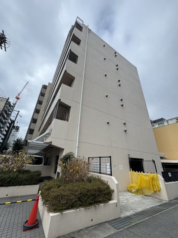 サンクラッソ湊川公園駅前の外観