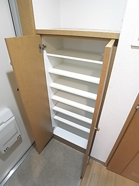 エスリード三宮フラワーロードの収納