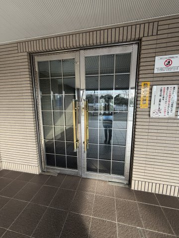 シーガルパレス神戸山の手のエントランス