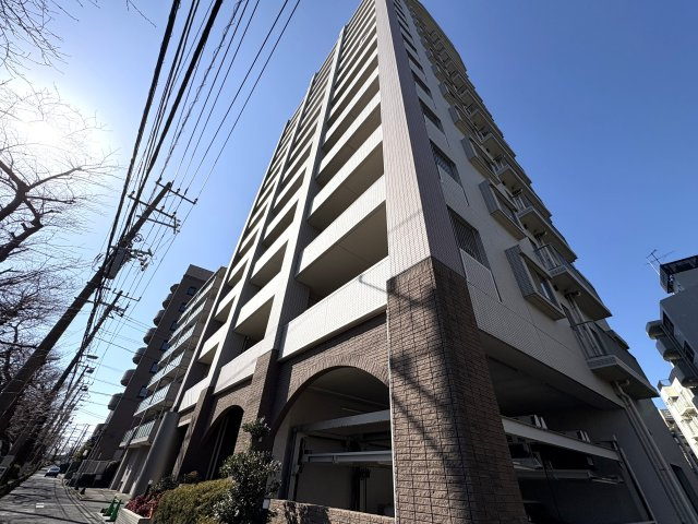 LIVING ABOVE FUJISAWA ― 藤沢で暮らす、その一段上 ―の外観
