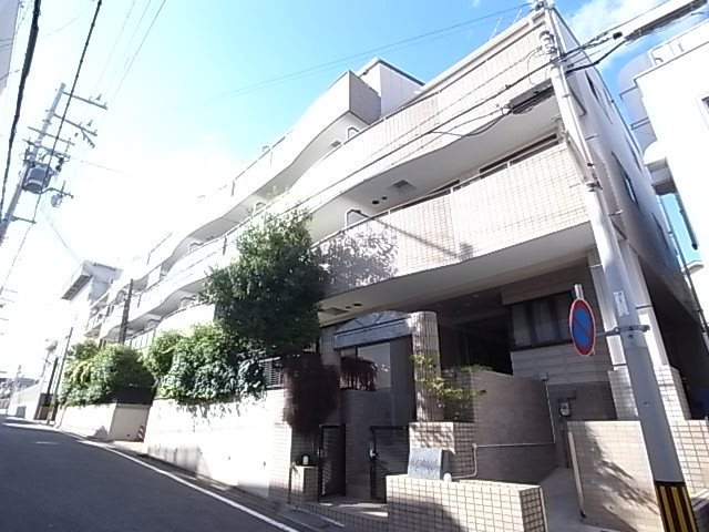 サンパレス六甲の外観