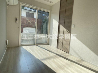 【寝室】 | グラナーデ貫井