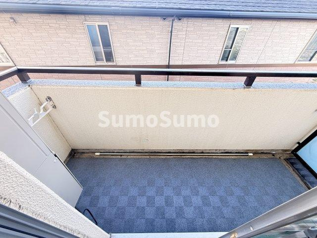 サンハウス御影本町のバルコニー|外からの目が気にならないバルコニーで洗濯物が干せます