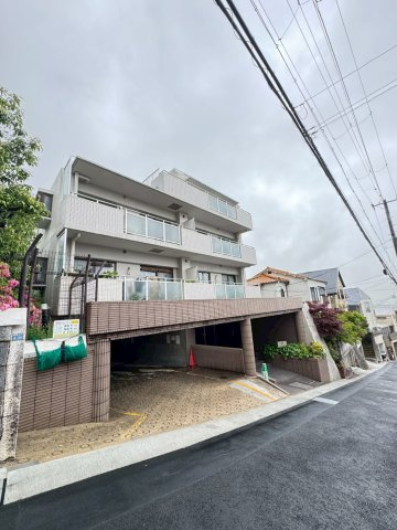 ステイツ神戸青谷・城の下通の外観