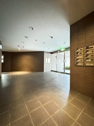 ステイツ神戸青谷・城の下通のロビー