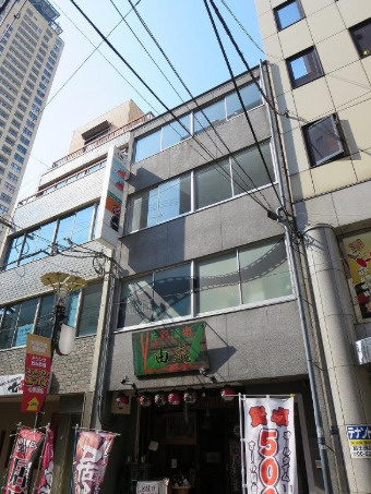 大阪市中央区東心斎橋１丁目の店舗事務所の外観
