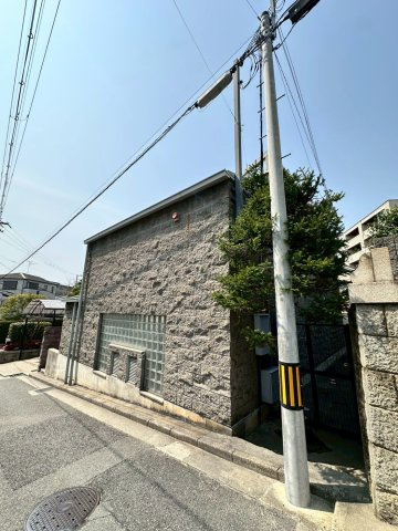 ドルム芦屋川の外観