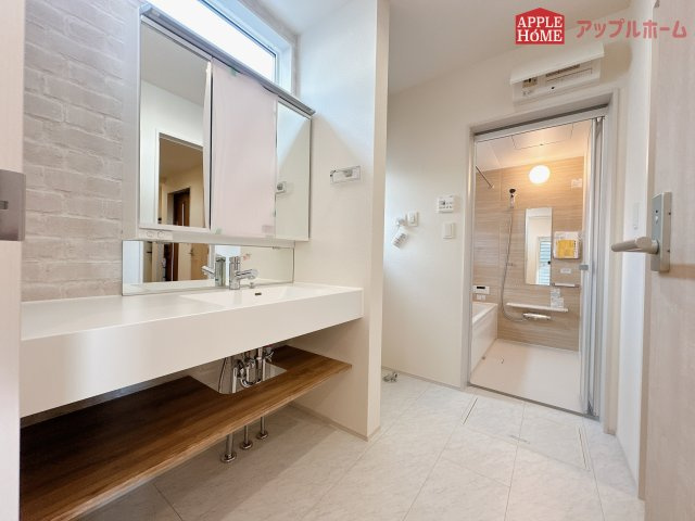 [新築住宅] 東松山市六軒町 全3棟の独立洗面台