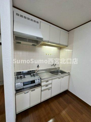 ハイヒル愛宕山のキッチン