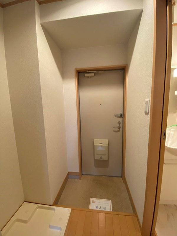 ハイム天神の玄関